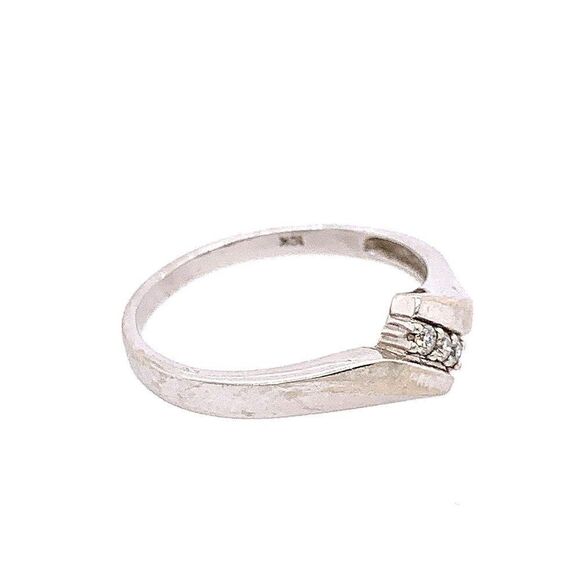 10k 3-Diamond Ring   - Picture 7 of 12